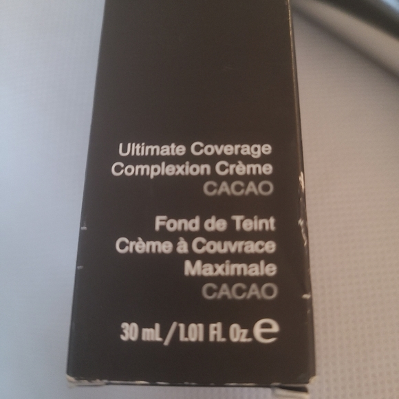 Becca Ultimate Coverage Complexion Foundation Creme in Cacao - Picture 5 of 5